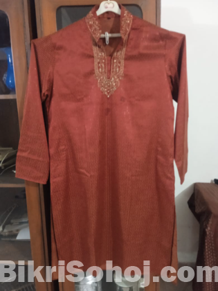 ২ টি পাঞ্জাবি ও কোটি